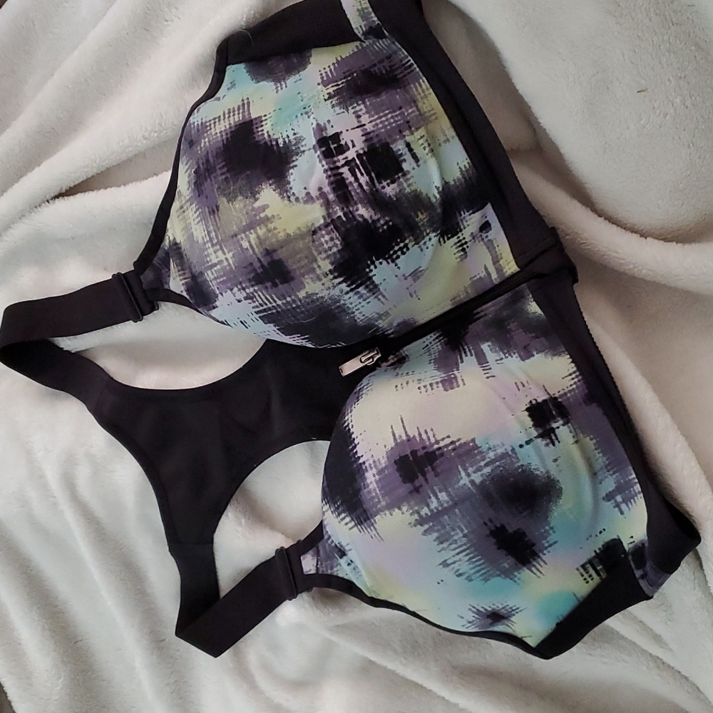 Victoria Secret Sport Knockout Max Front Zip Close Sports Bra Sz 38C